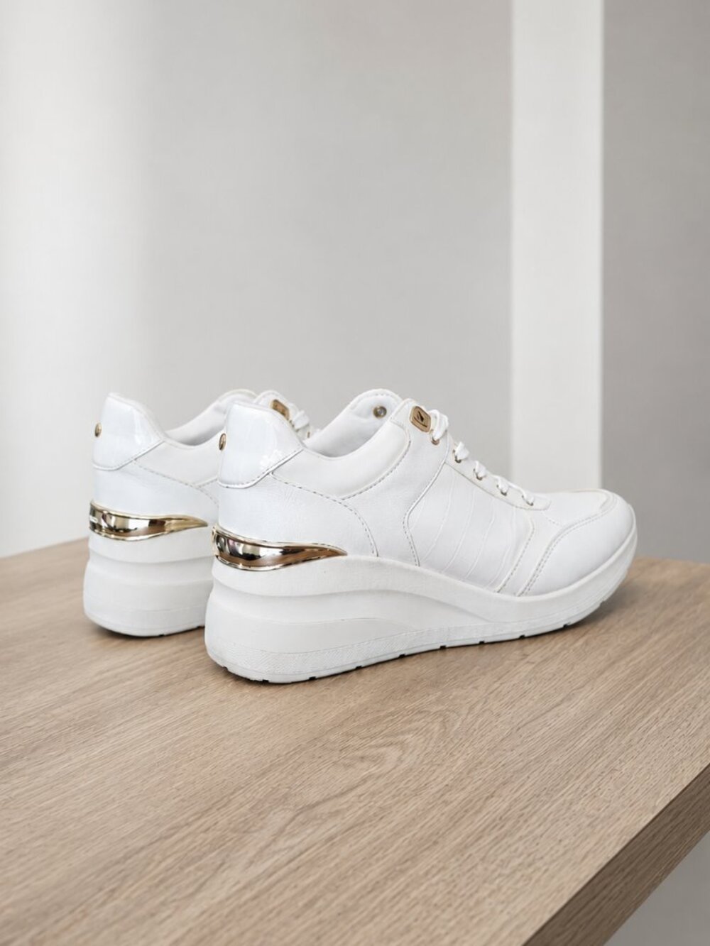 ALDO Iconistep White Platform Sneakers Size 7.5
